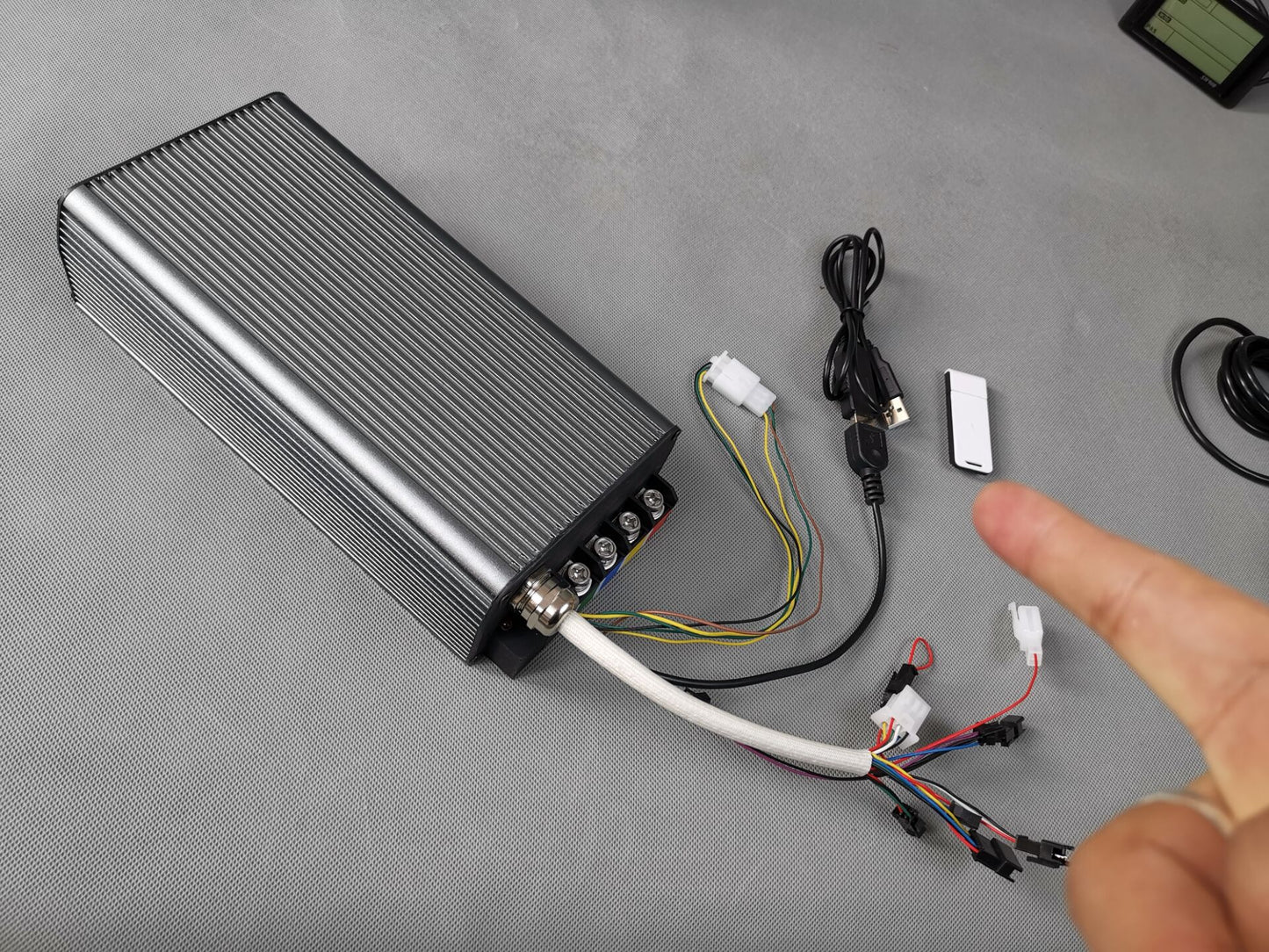 72V 200A Sine Wave Controller for 8kW-15kW Stealth Bomber E-Bikes