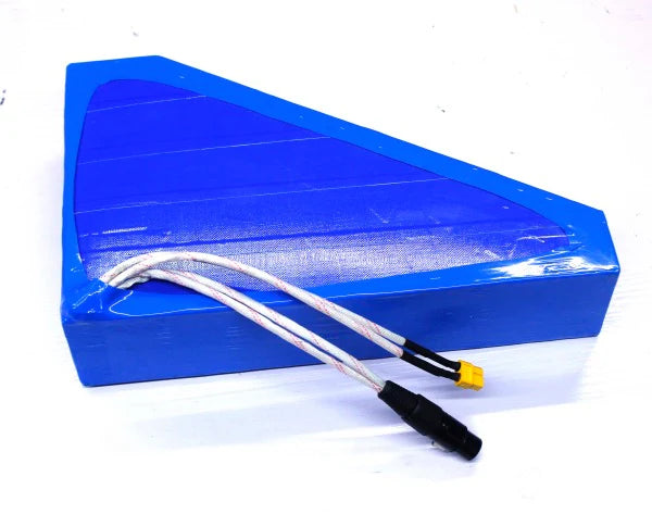 48V/52V 18.2-32Ah Triangle Lithium-Ion E-Bike Battery Pack For 1500-3000W Electric Bike Kit